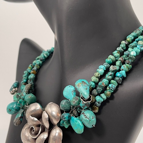 VINTAGE | NWOT
Beautiful Barse Turquoise and Silver Floral Necklace - Picture 5 of 16